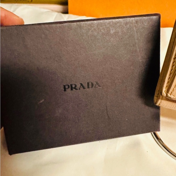 Prada Tan Micro wallet with gold hardware - Picture 6 of 8
